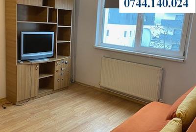 Apartament 2 camere, etaj 3, central, 300 euro/lunar. - 10