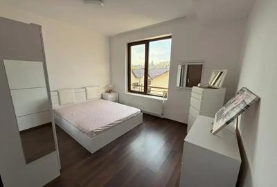 Apartament cu 2 camere decomandat, mobilat în Central