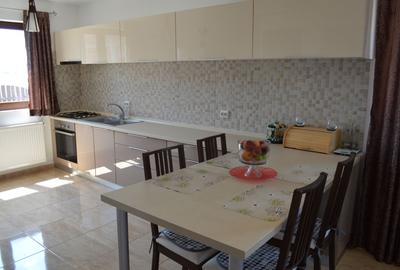 Sabareni,Vila de vanzare P+1, padure, Camera tehnica + Incalzire pardoseala - 11