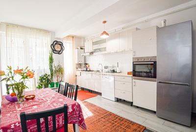 Apartament cu 2 dormitoare si loc de parcare in Floresti, zona Terra - 1