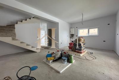 Duplex cu 4 camere în Moșnița Nouă