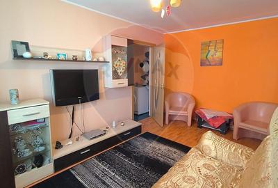 Apartament cu 2 camere de vanzare in zona Micro 39