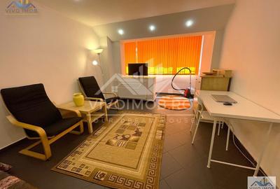 Garsonieră decomandată, mobilată în Tei