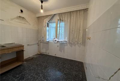 1 CAM NICOLINA DECOMANDAT - 3