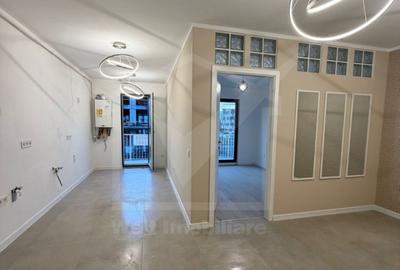 Apartament cu 3 camere decomandat în Florești