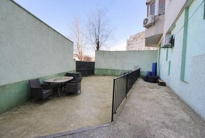 Faleza Nord, spatiu comercial din constructie 190 mp. , 5 camere, curte - 13