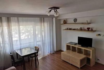 Apartament cu 2 camere decomandat, mobilat în Aviației