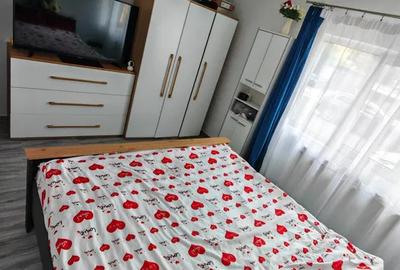 Apartament cu 3 camere, 61 mp, parcare, zona Cetatii - 3