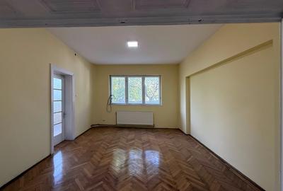 Ultracentral Ploiesti – parter de vila cu sarmul anilor ’50 - 1