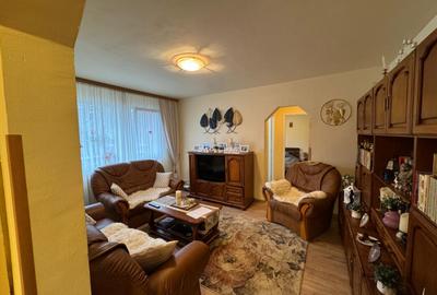 Apartament cu 2 camere semidecomandat, mobilat în Astra