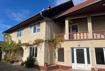 Casa Rasnov, Central, str. Ghimbasel - 3