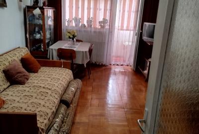 Apartament 3 camere, decomandat, Piatra Neamț - 3