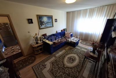 Aradului, 2 camere decomandate, et 3, centrala proprie - 11