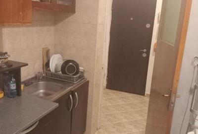 79990 euro -2camere -53mp- Sebastian - bloc 1983 - 3