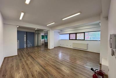 Spatiu comercial/ birouri, gara Iasi, 84mp, lift, et. 1, la strada - 9