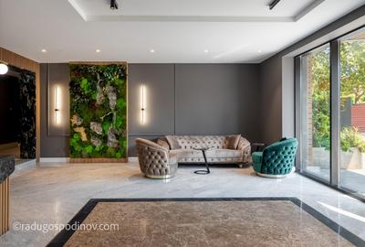 Apartament cu 4 camere decomandat în Iancu Nicolae