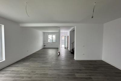 1/2 Duplex Utvin,4 Camere,2 Bai,Toate Utilitatile - 5
