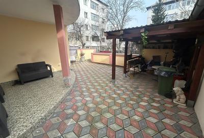 Clădire profesională ~600 mp – structură pe cadre – terasă – curte 250 mp acces - 16