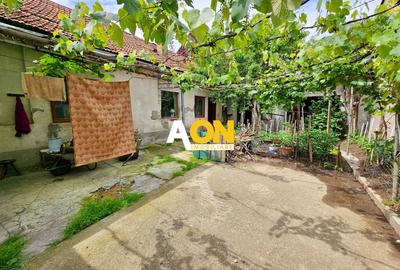 Casa veche, 5 camere, 287 mp teren, zona Prefectura. Necesita renovare - 2