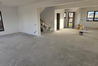 Casa individuala , 4 camere , 3 bai ,150 mp , teren 500 , Dezmir - 2
