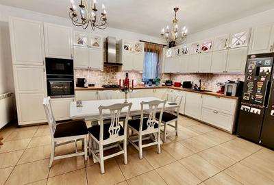 Vila spatioasa de inchiriat 7 camere cu gradina  si terasa spectaculoasa - 10