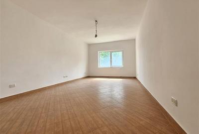 Buhusi - 3 camere decomadate - renovat - 3