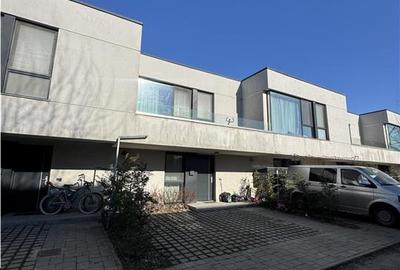 INCHIRIERE VILA BRAGADIRU CUBIC 6 - TOAMNEI COMPLEX PRIVAT PISCINA - 1