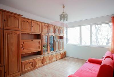 Apartament cu 2 camere de vânzare în zona Dacia - 1