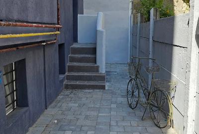 Inchiriez garsoniera renovata Demisol Piata Unirii - 9