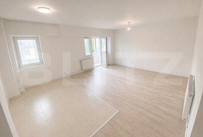 Apartament cu 3 camere semidecomandat în Baciu