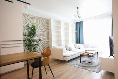 Apartament cu 2 camere semidecomandat, mobilat în Băneasa