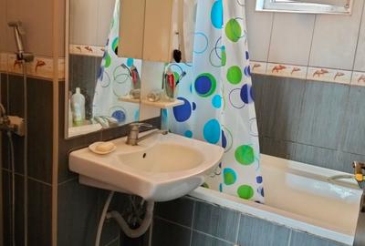 Apartament 3 camere, decomandat, etaj 8 - Zonă Centrală, panoramă - 6