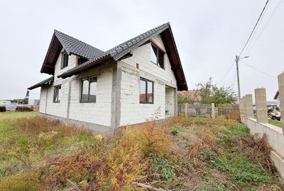 Casa individuala in Totoi, 805 mp teren, 3 camere - 95.000 Euro - 1
