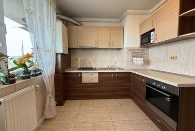 Apartament cu 2 camere semidecomandat, mobilat în Gheorgheni