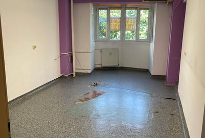 Apartament cu 2 camere decomandat în Iancului