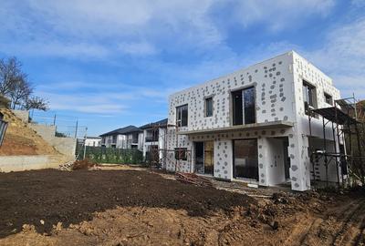 Casa individuala, 140mp utili, garaj, teren 588mp, Roata Faget - 1