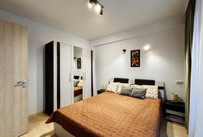 Apartament cu 2 camere decomandat în Moinești