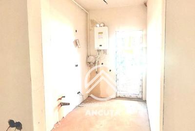 Vanzare Apartament spațios cu 4 camere, 2 băi și logie generoasă, în Florești - 1