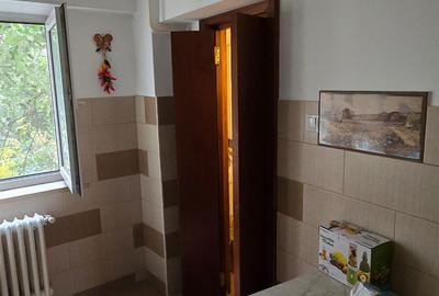 Apartament 4 camere 2 bai 2 balcoane zona Select - 11