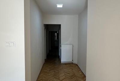 De inchiriat Imobil având 9 camere ,suprafață de 285 mp. Cantemir langa Metrou - 8