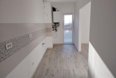 Apartament 1 Camere - 95.000 euro - Zona Soarelui - 3