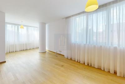 Apartament 4 Camere de Inchiriat Strada Sirenelor *13 Septembrie* - 16