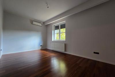 Casa / Vila Pipera - Bd. Erou Iancu Nicolae - 14