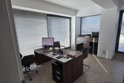PENTHOUSE OFFICE | TOMIS NORD | MOBILAT | 258 MPU - 3