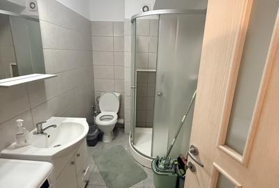 Închiriez garsonieră în Militari Residence strada Rezervelor - 8
