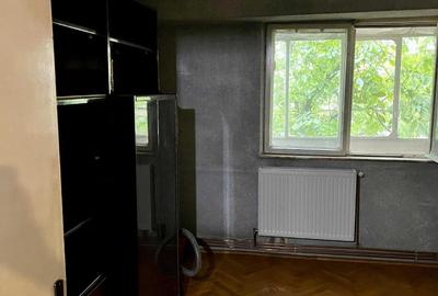 Etaj 1-Targu Cucu -Podul de Fier-3 Camere Decomandat 80mp-bloc pe cadre - 3