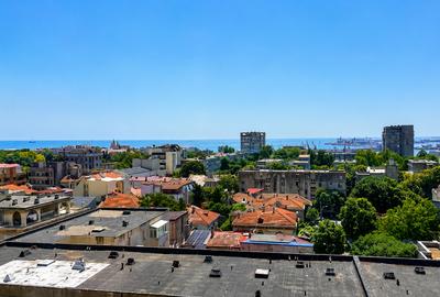 Apartament 2 camere, recompartimentat în 3 | Tomis Mall | Vedere la mare - 1