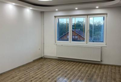 Casă spatioasă cu teren 549mp în Călimănești (DN7) - 5