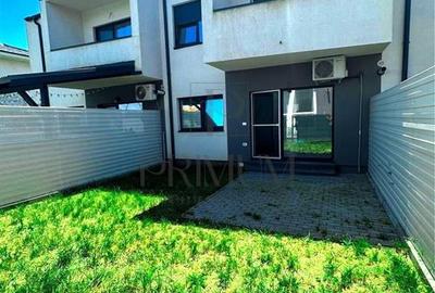 Casă cu 3 camere în Dumbrăvița