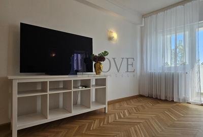 2 camere decomandate – Bulevardul Unirii nr. 8-Palatul Parlamentului - 8